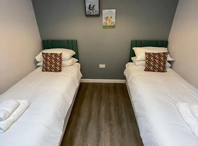 Cromwell Lodge, Cromer, Moments From The Beach!