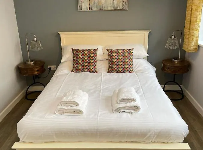 Cromwell Lodge, Cromer, Moments From The Beach!